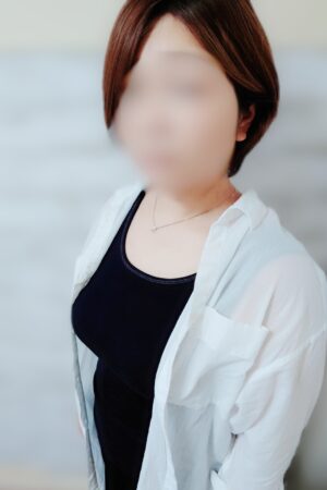 りん(全身が感じる変態M系人妻！！)