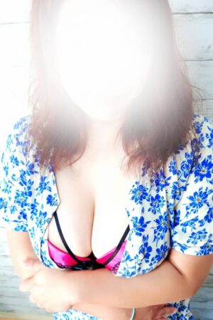 ようこ(潮吹きドエロバスガイド)