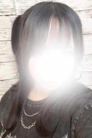 ゆな（巨乳！地下アイドル系少女！）